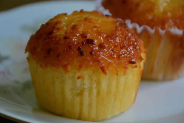 Bombocado : Le Gâteau Brésilien qui Fond en Bouche et Ensorcelle vos Papilles