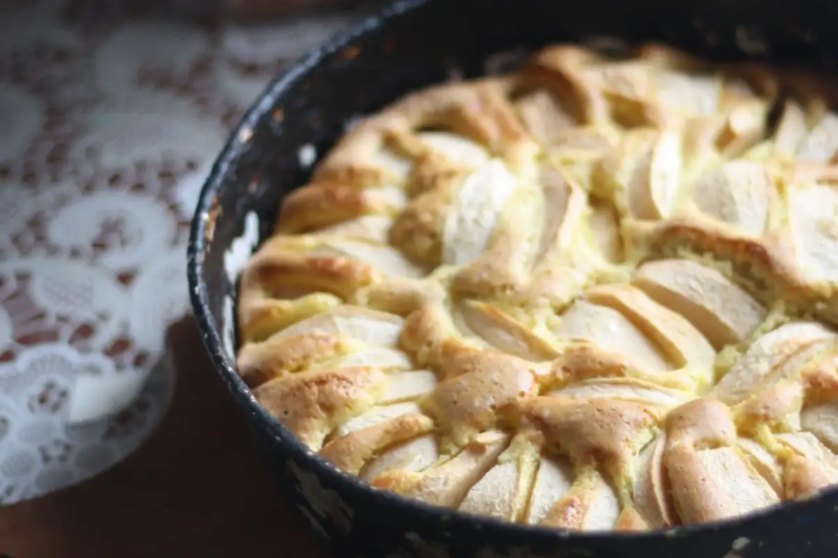 Tarte rustique aux pommes et noisettes